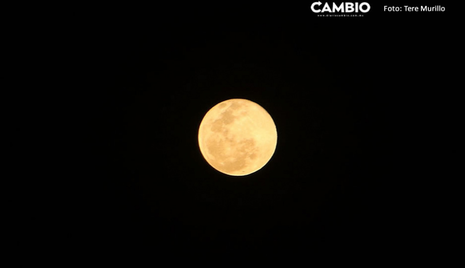 Es hermosa Así luce la Luna de Gusano en Puebla FOTOS